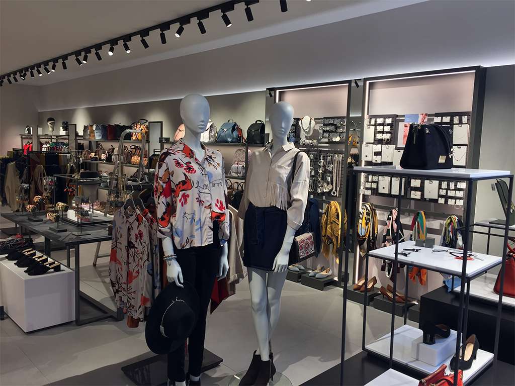 El recorrido del cliente: distribución de una tienda de moda (II) - Maniquíes
