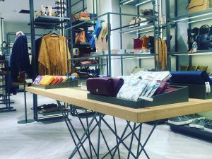 Descubre cómo desarrollamos los últimos conceptos de tienda de Parfois - V6 Accesorios