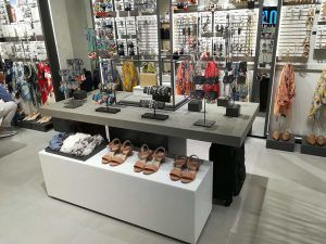 Descubre cómo desarrollamos los últimos conceptos de tienda de Parfois - V6.2 Productos